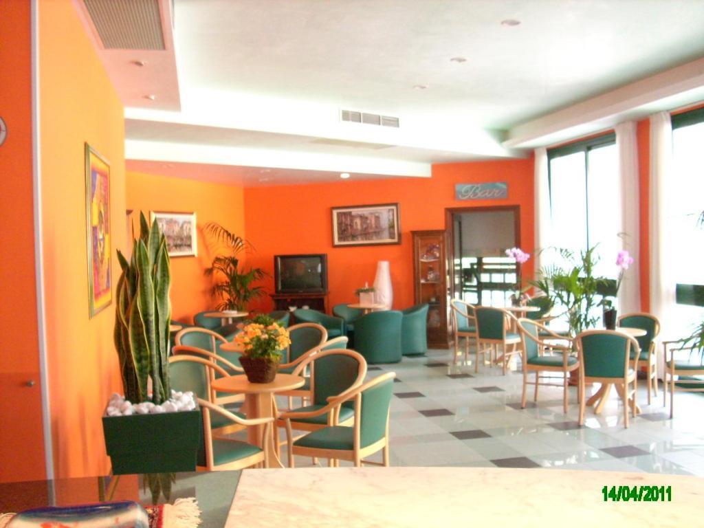 Hotel Colorado リド・ディ・イエゾロ エクステリア 写真